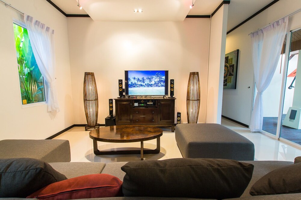 Prima Villa by Rents In Phuket