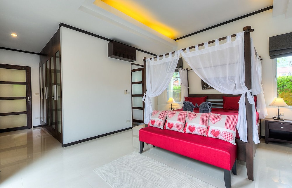 Prima Villa by Rents In Phuket