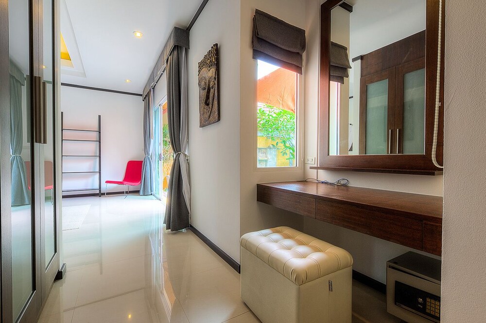 Prima Villa by Rents In Phuket