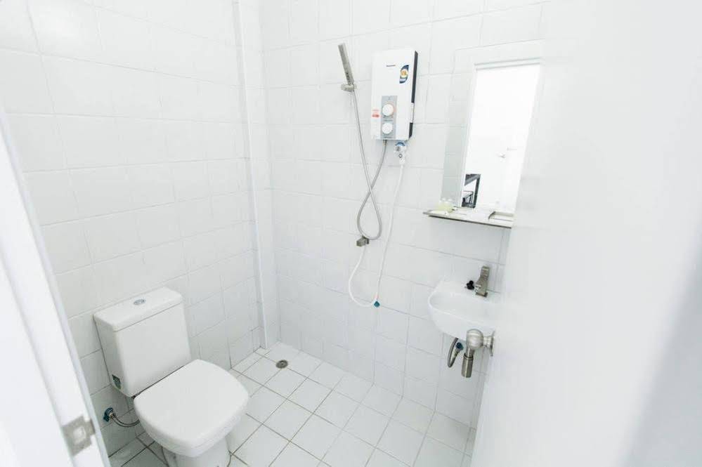 Quadromania Service Apartment