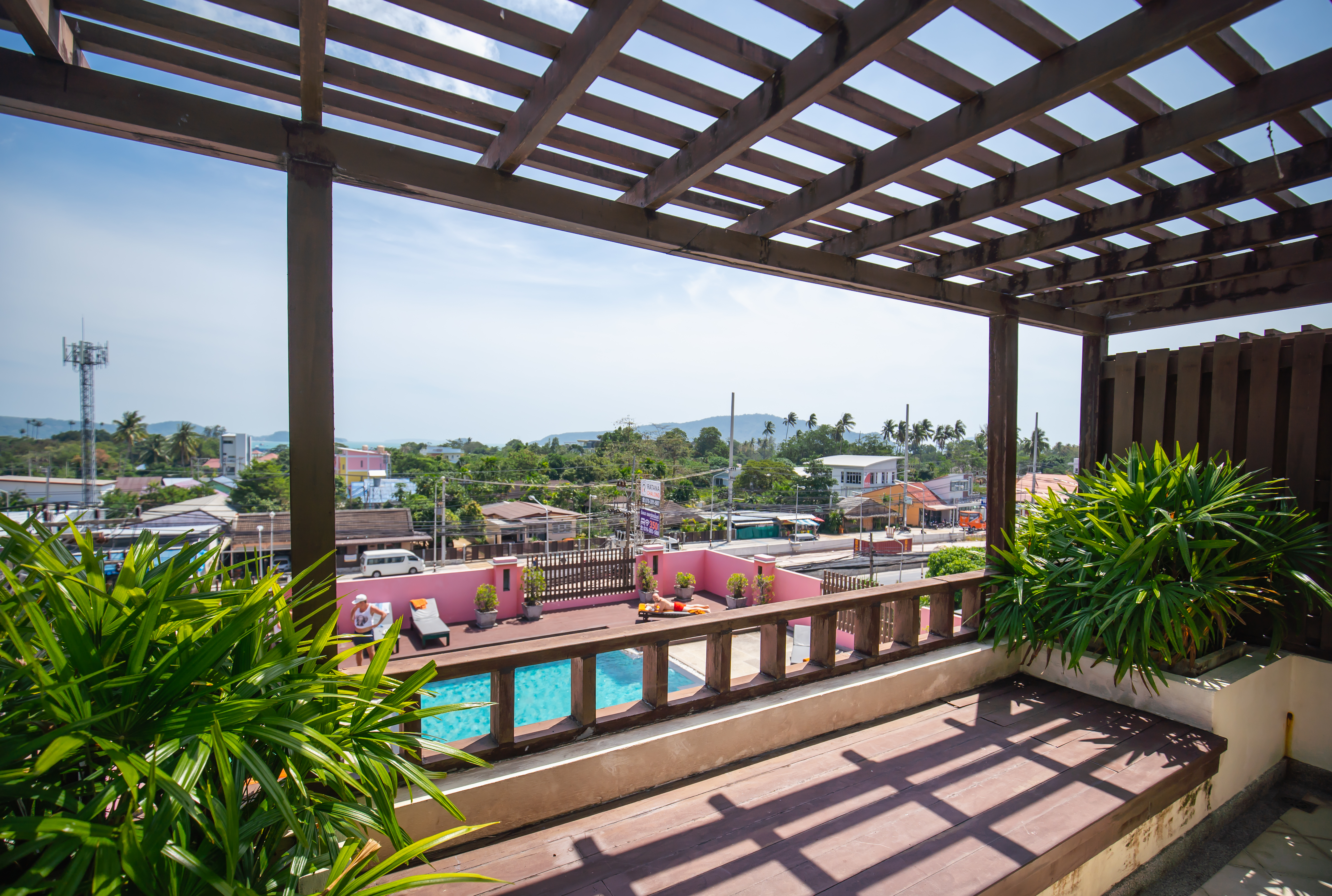 Ratana Apart Hotel @ Chalong