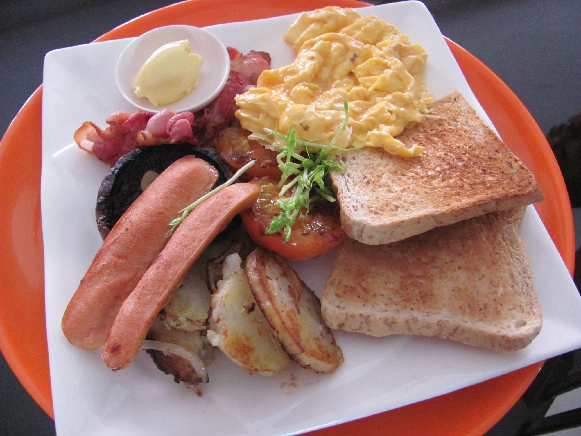 T & C Hotel Patong Beach