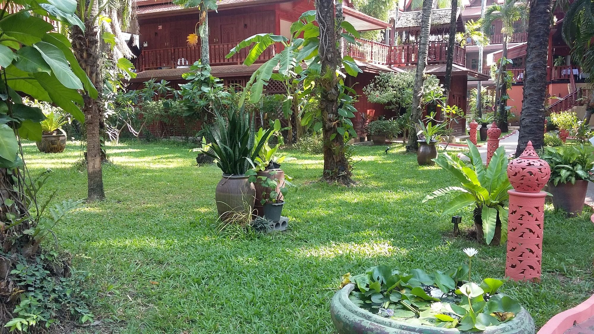 Royal Phawadee Village