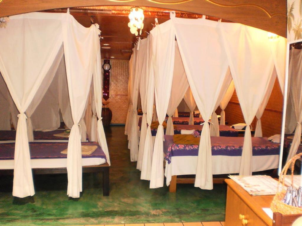 Sabai Dee Patong Guesthouse