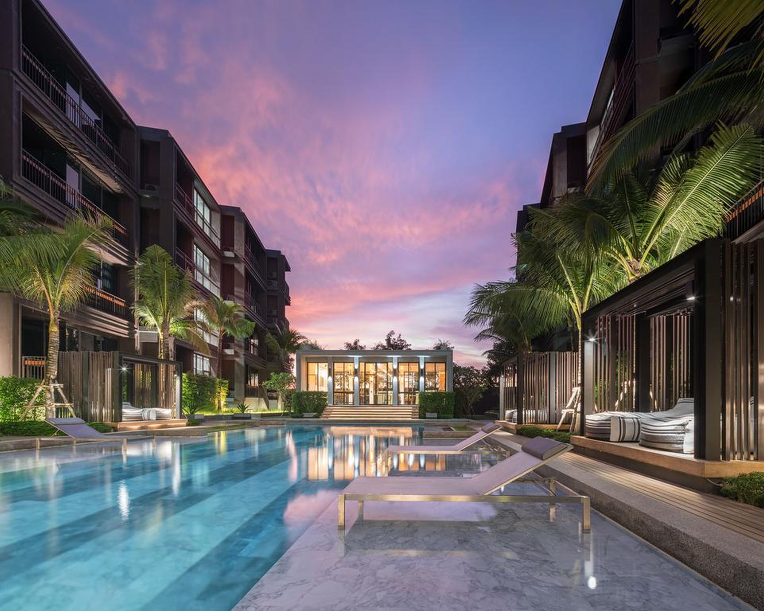 Saturdays Residence
