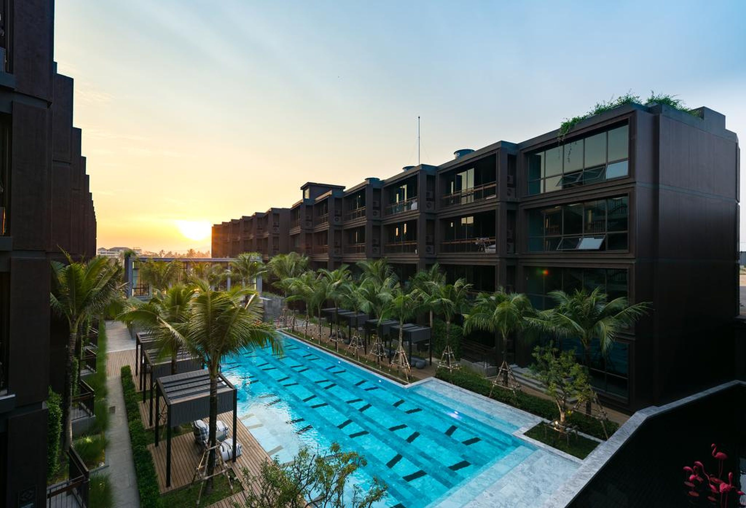 Saturdays Residence