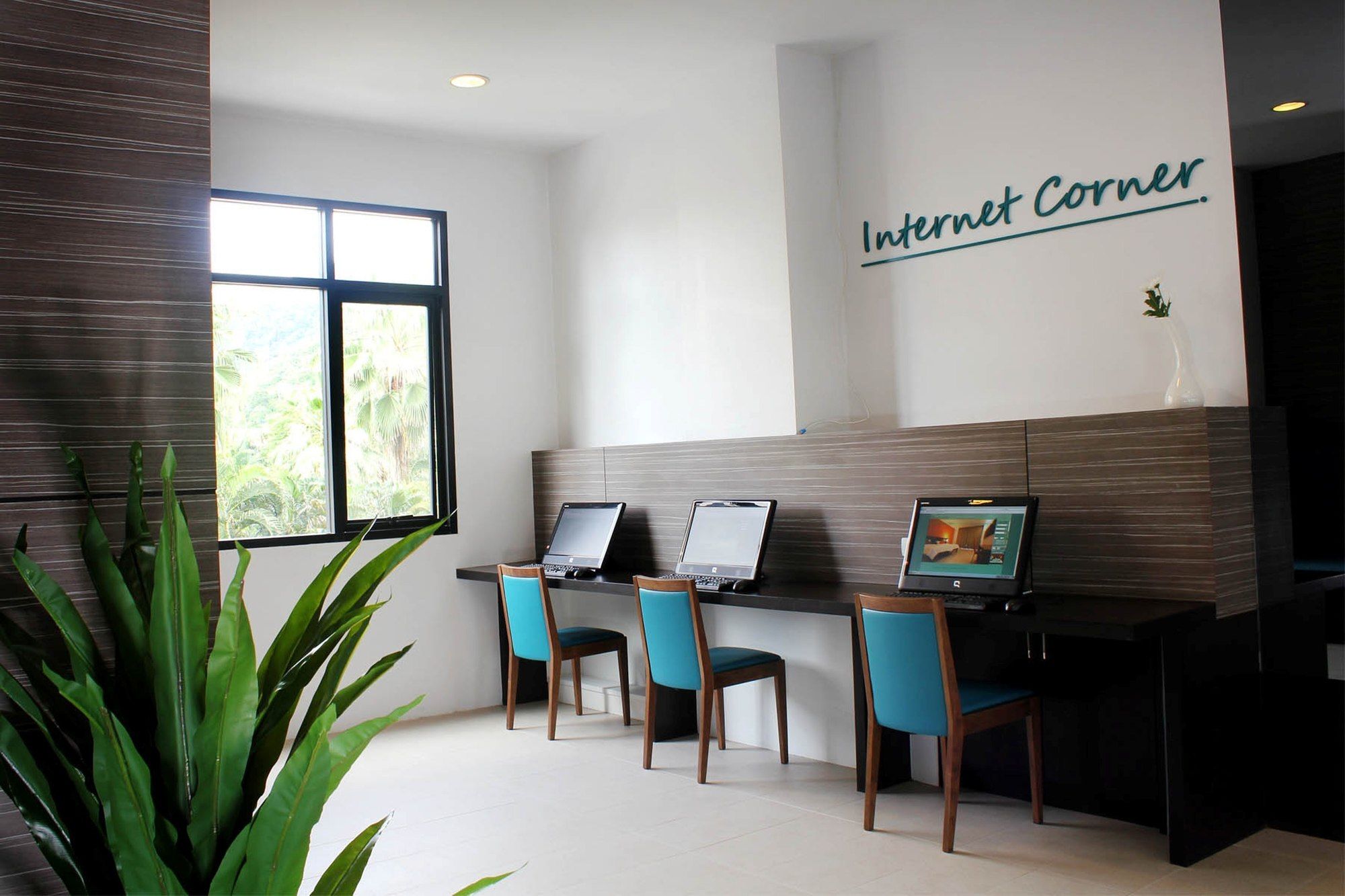 Simplitel Phuket