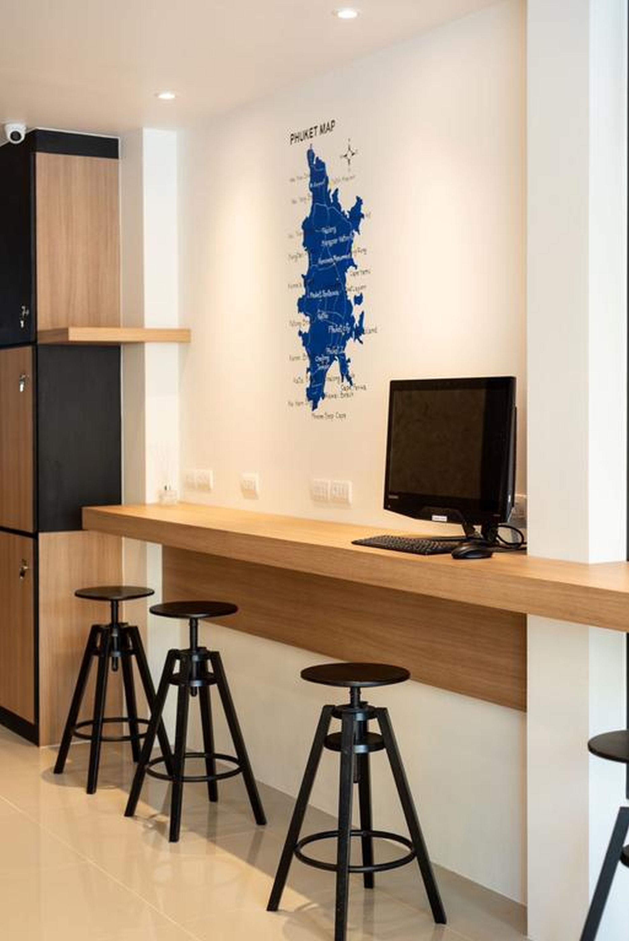 Stay @ Kata Poshtel