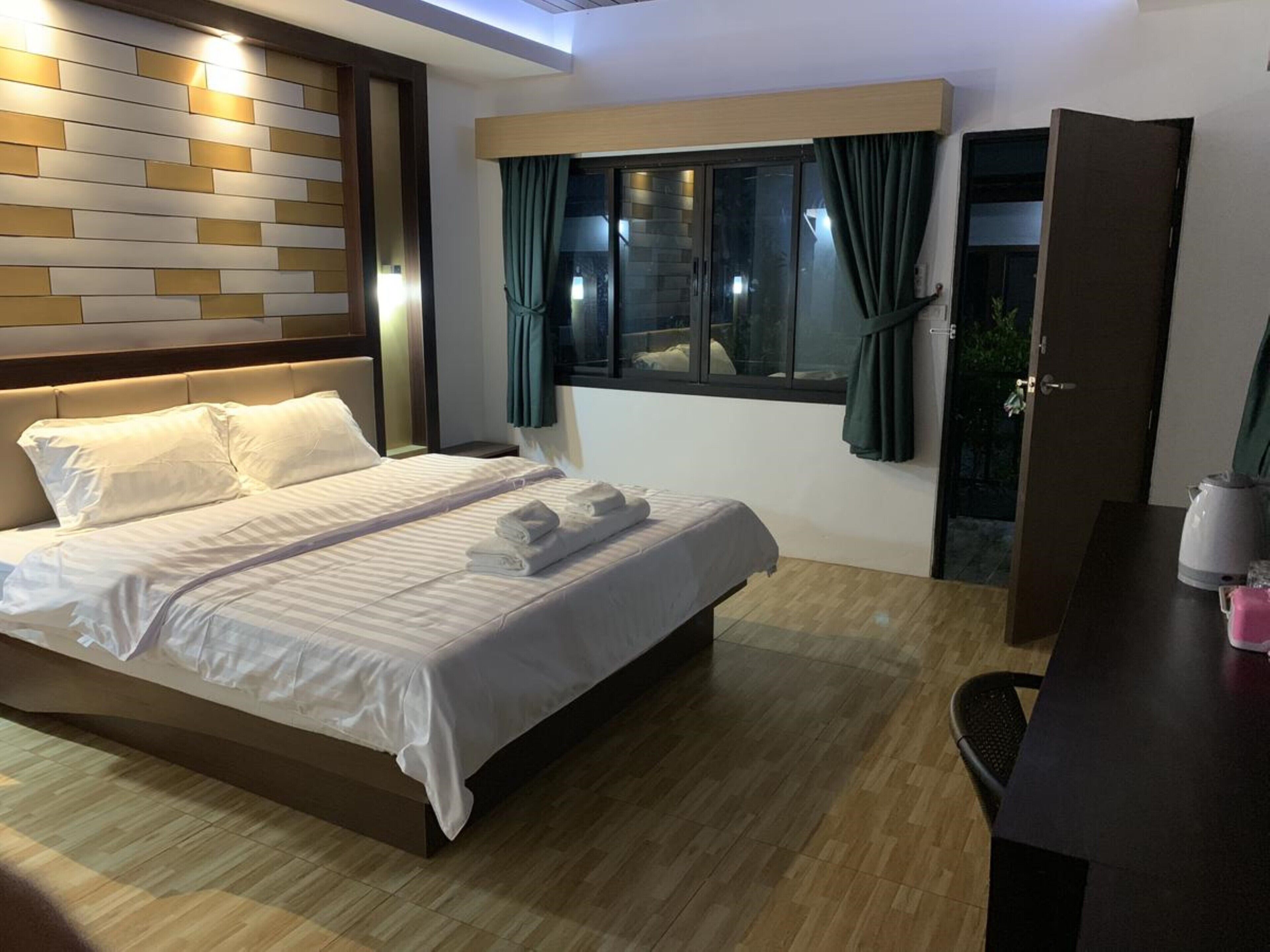 Thalang Resort
