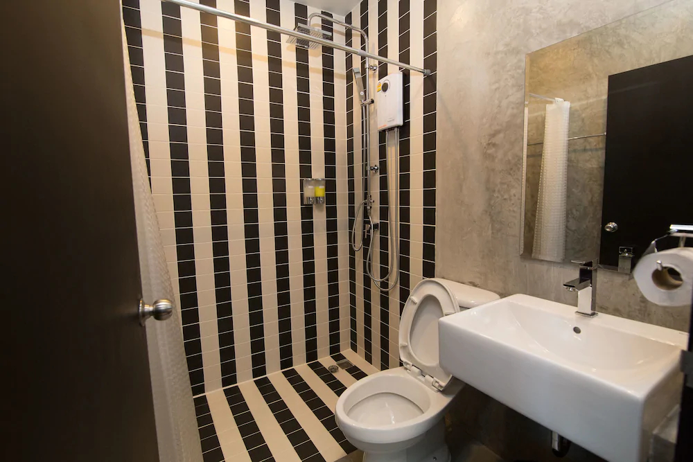 The Arbern Hostel x Bistro