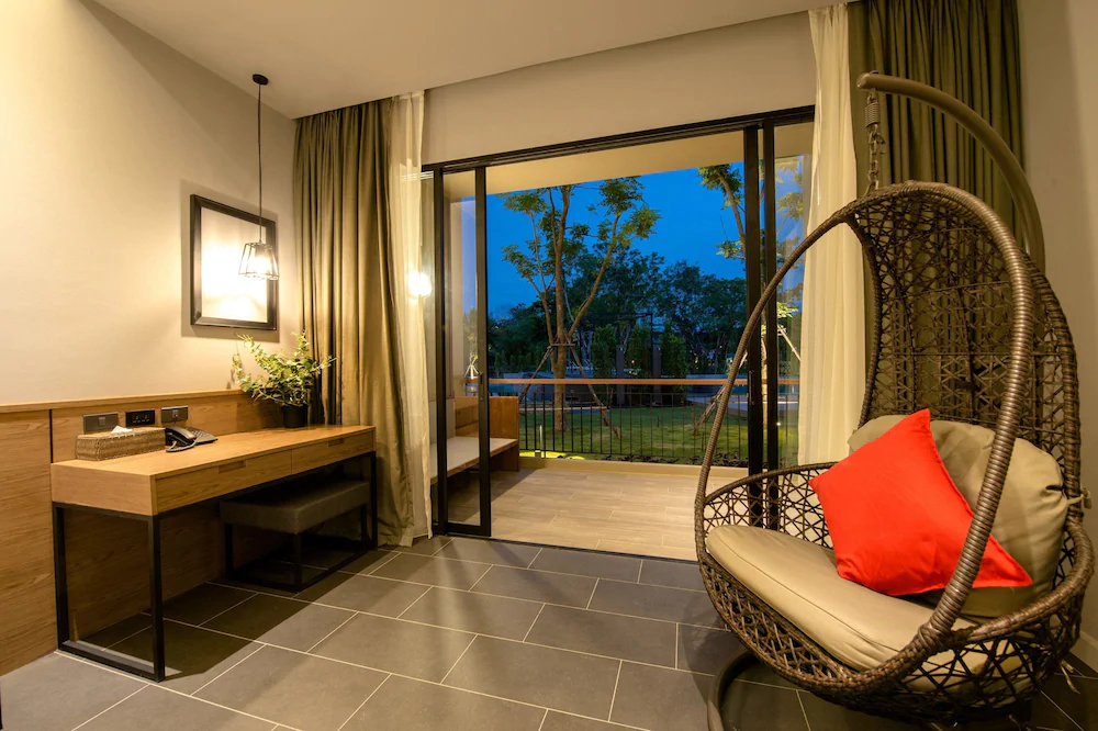 The Gallery Hotel Naiharn