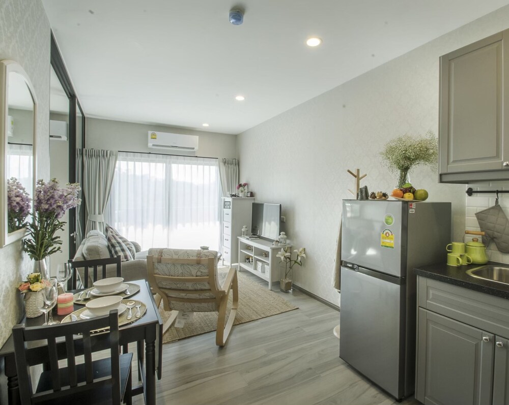 The Title Residencies Naiyang By Trips Phuket