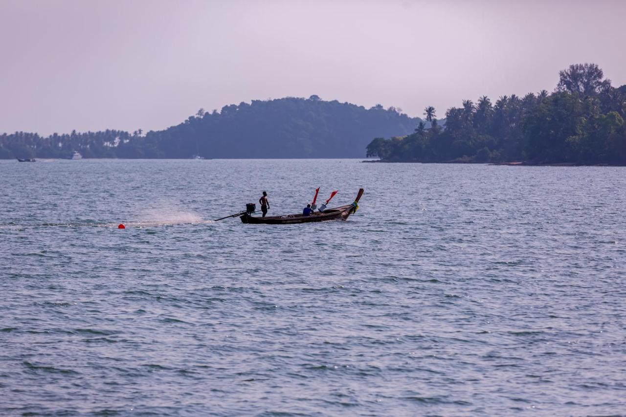 Barceló Coconut Island