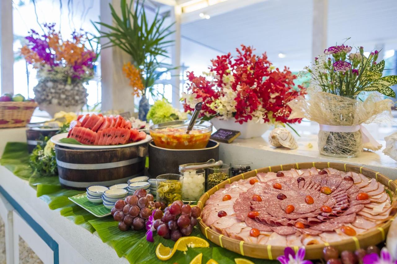 Barceló Coconut Island