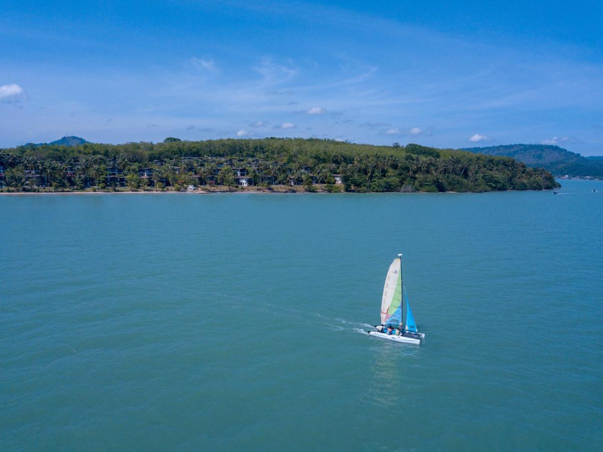 Barceló Coconut Island