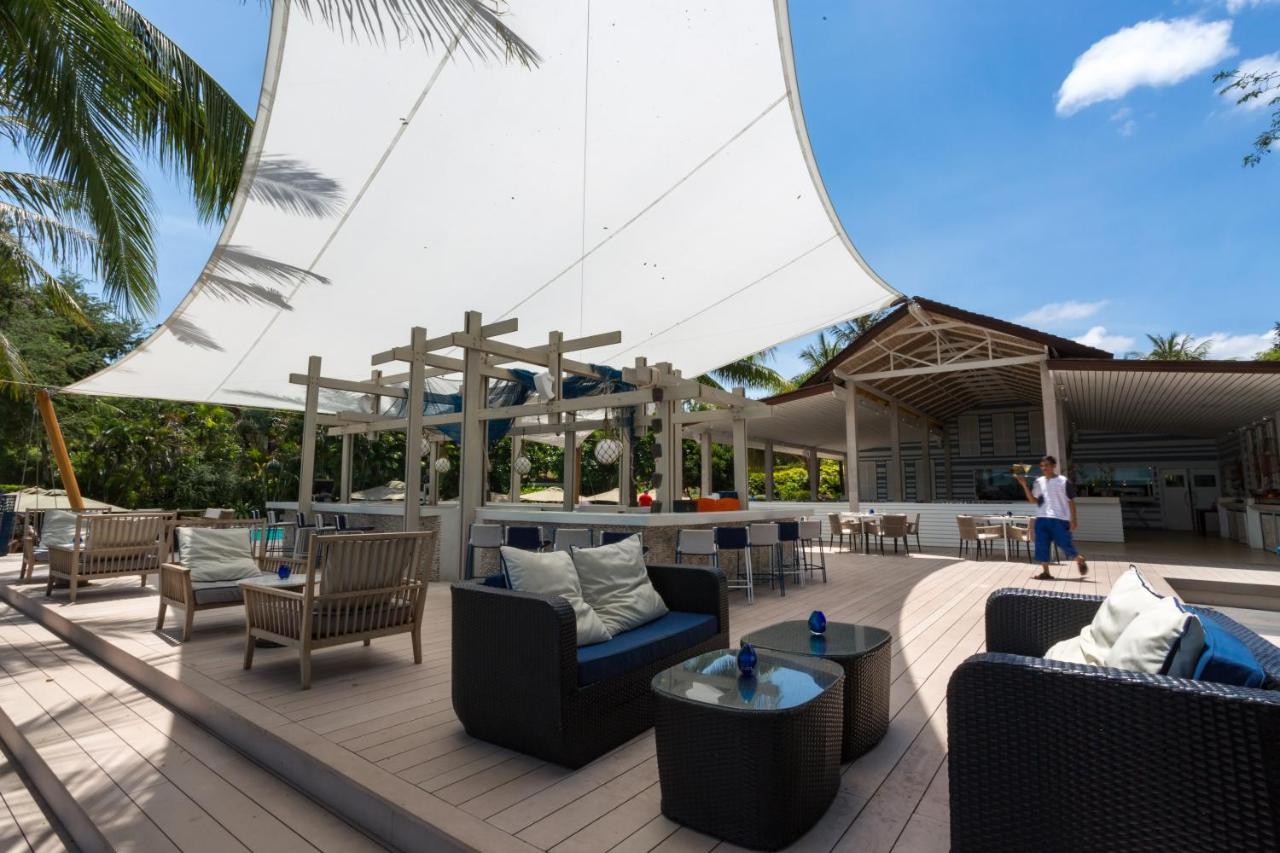 Barceló Coconut Island