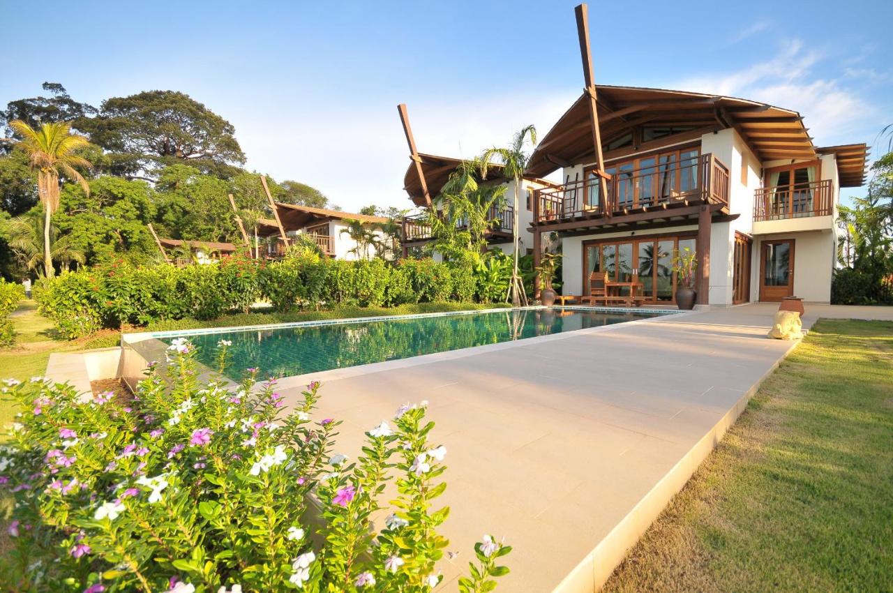 Barceló Coconut Island