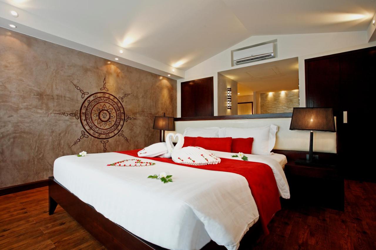 Barceló Coconut Island