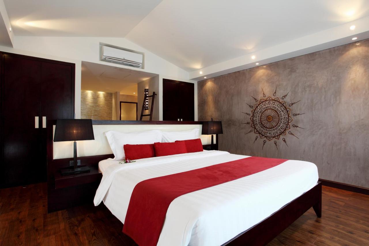 Barceló Coconut Island