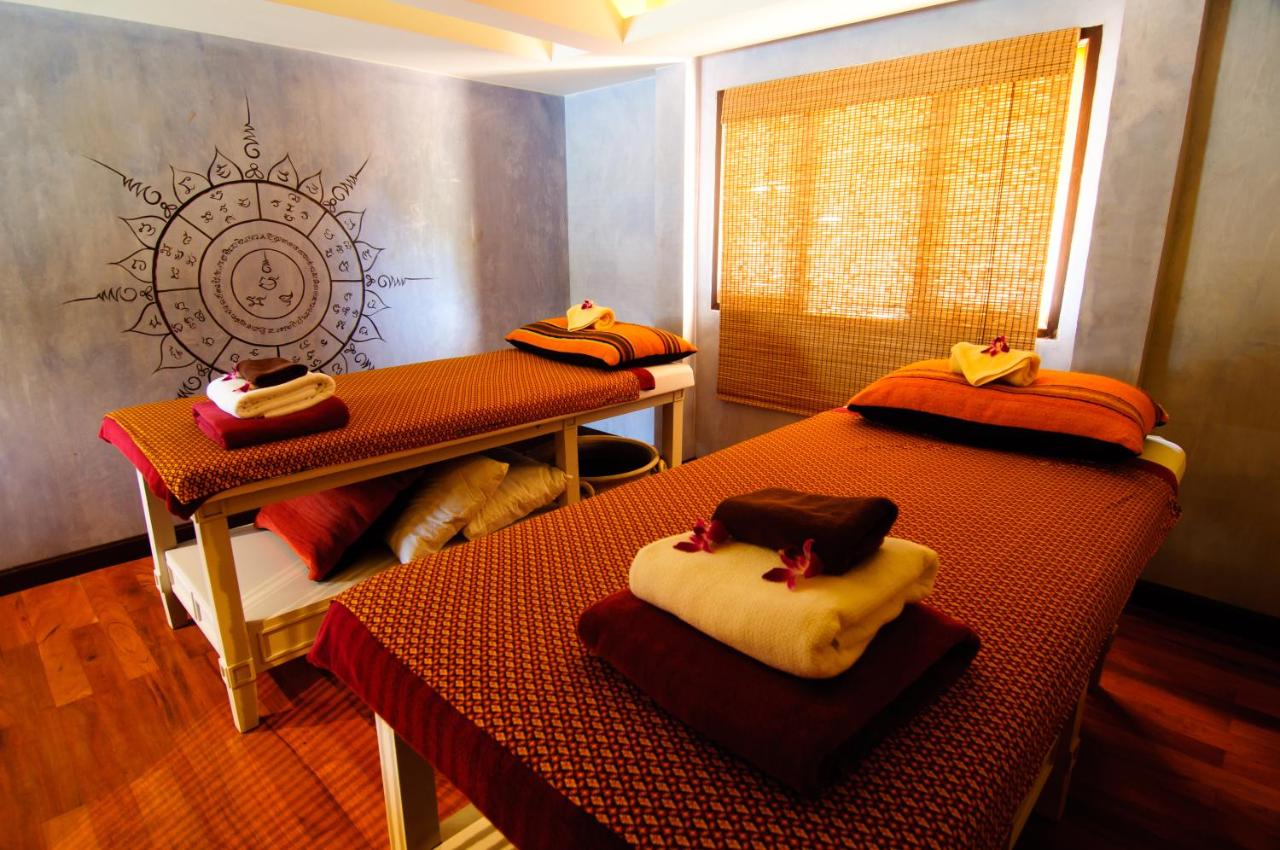 Barceló Coconut Island