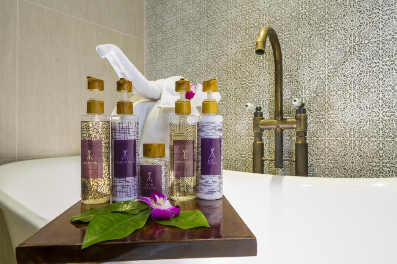 Barceló Coconut Island