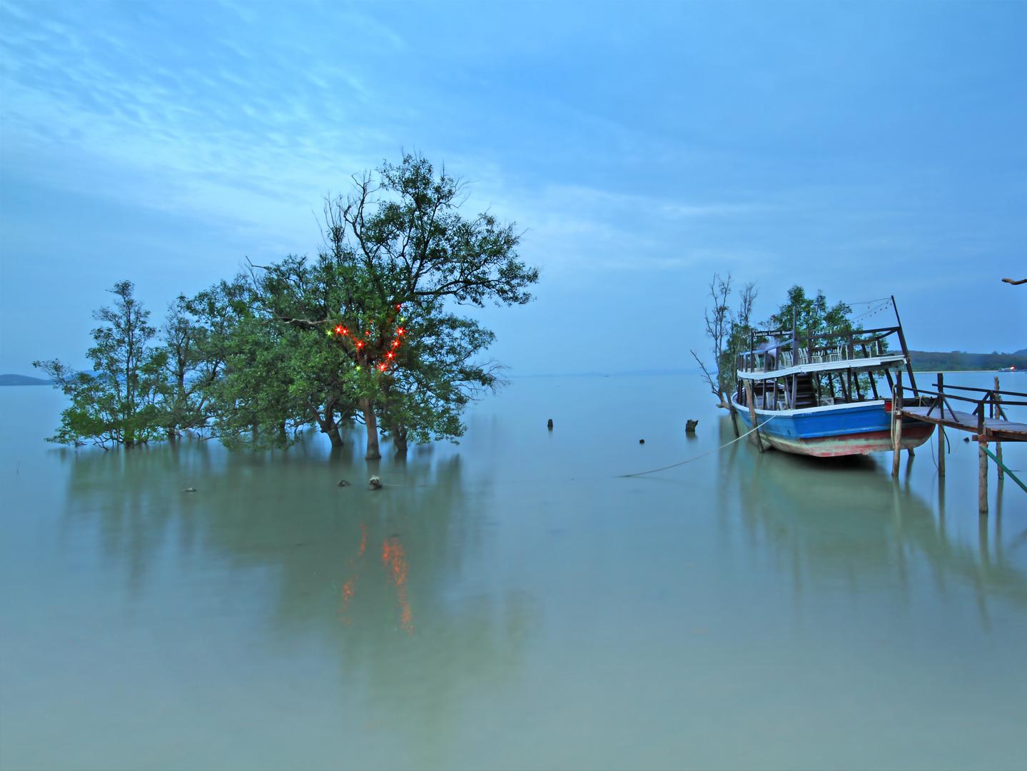 The Villa Laemhin Lagoon Resort