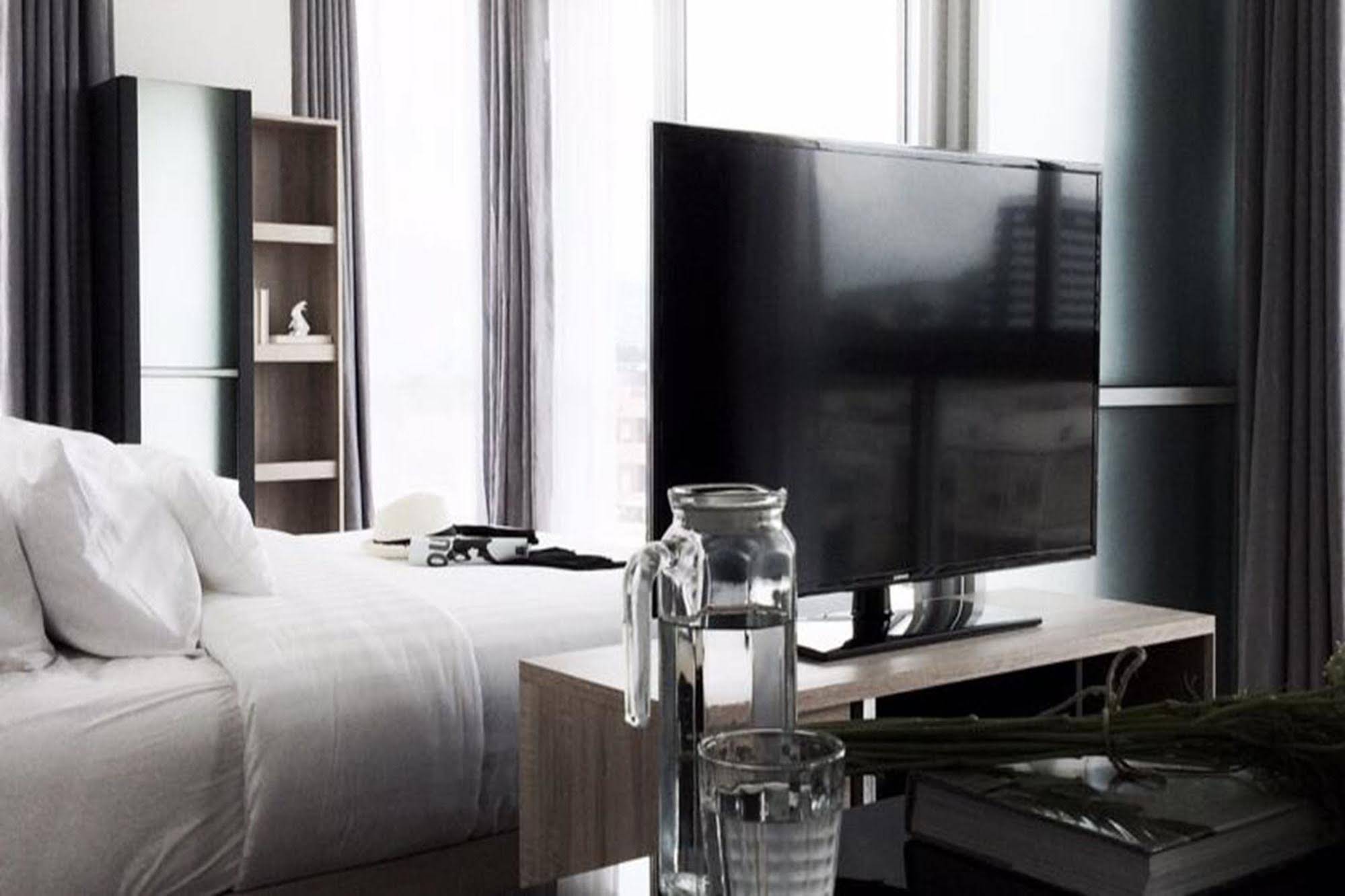 The Wide Condotel Phuket