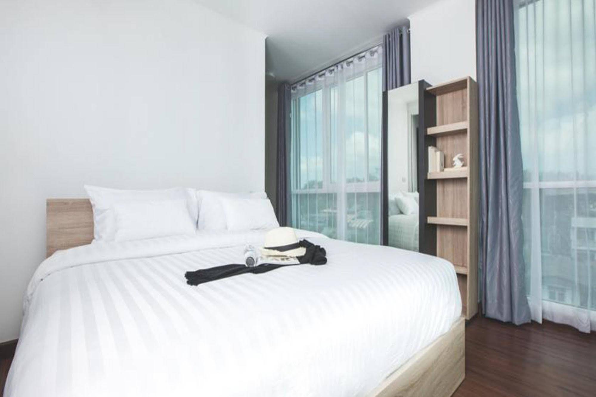 The Wide Condotel Phuket