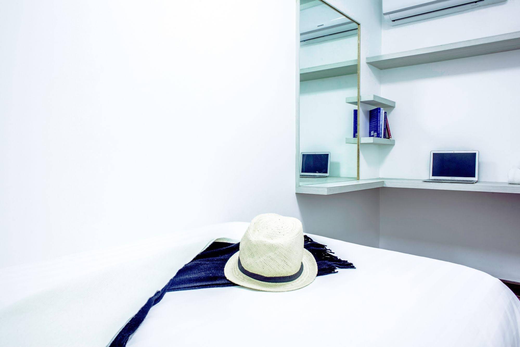 The Wide Condotel Phuket