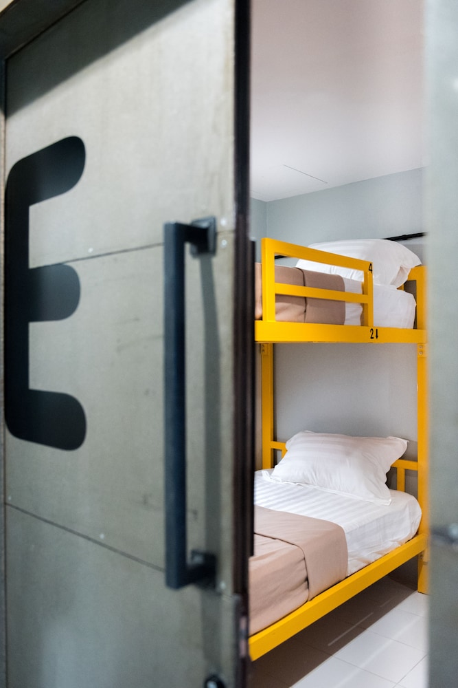 TP Hostel