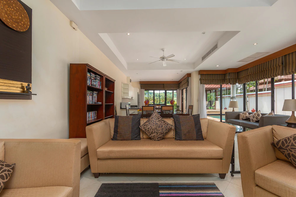 Villa Selaru by TropicLook