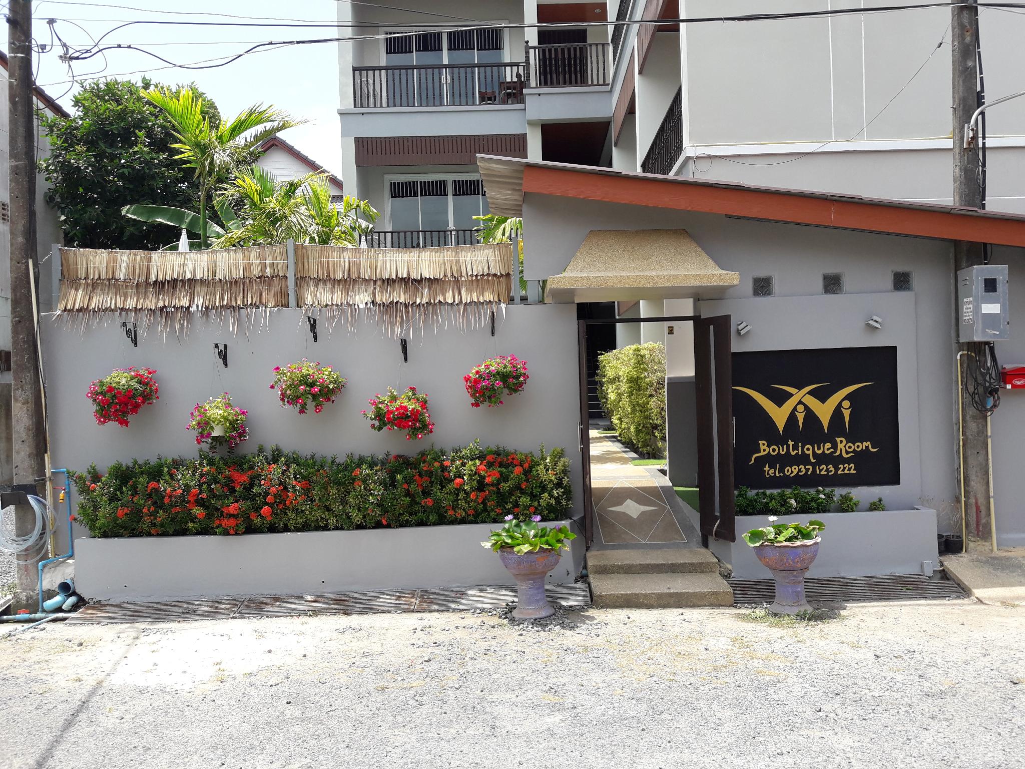 Vivi Boutique Room