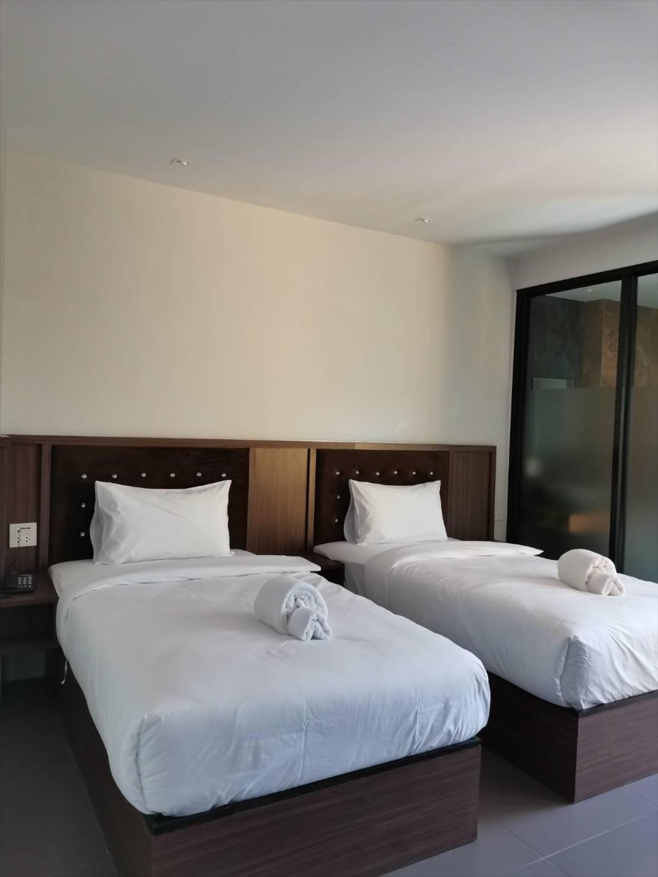 Yamin Seaview Hotel
