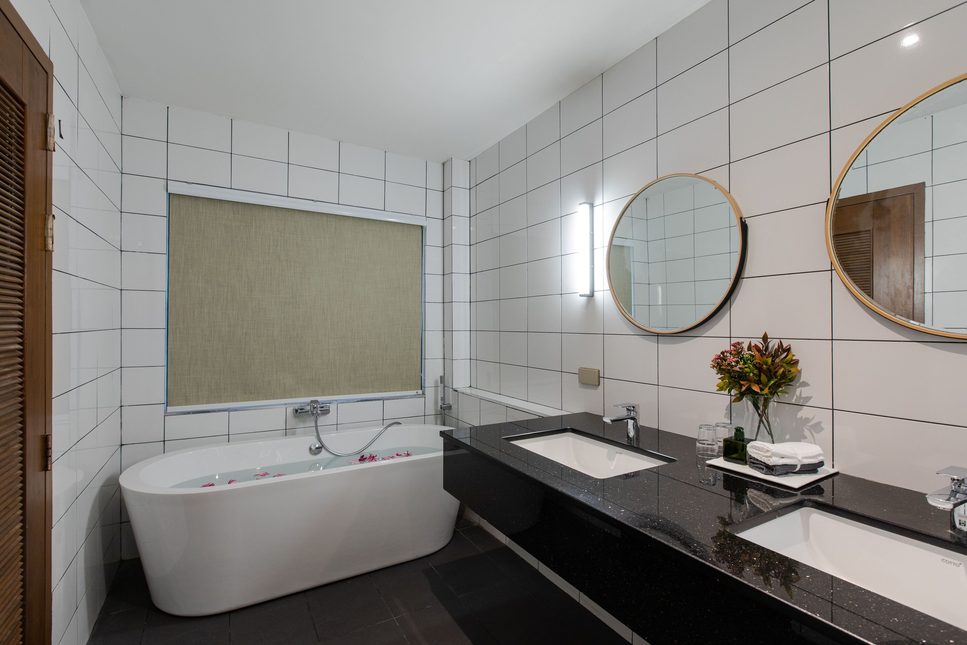 Blu Boat Luxury Pool Villas