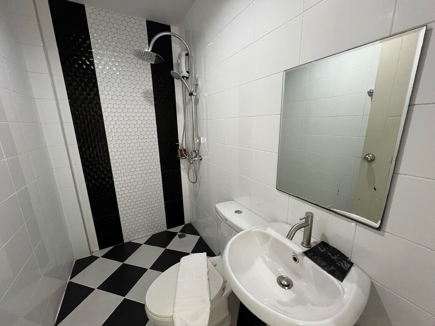 Chanakarn Pool Access Rawai