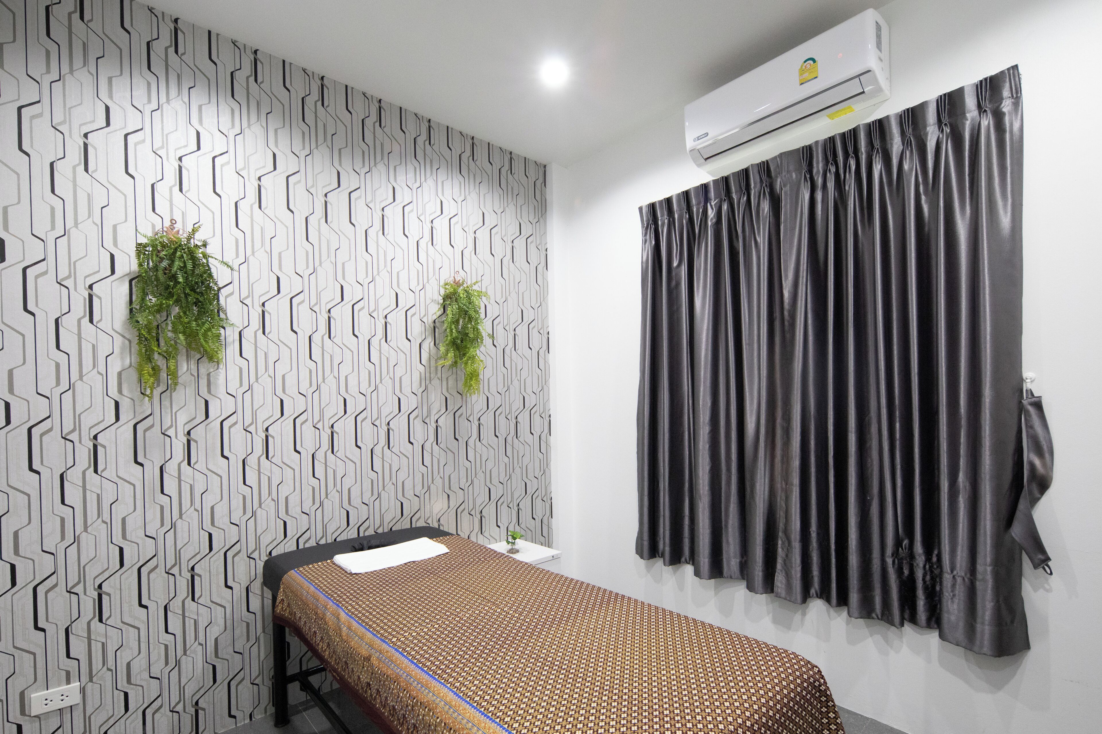 Chanakarn Pool Access Rawai