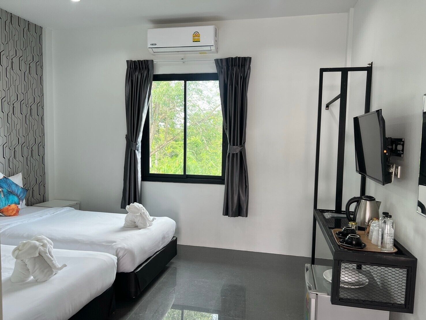 Chanakarn Pool Access Rawai