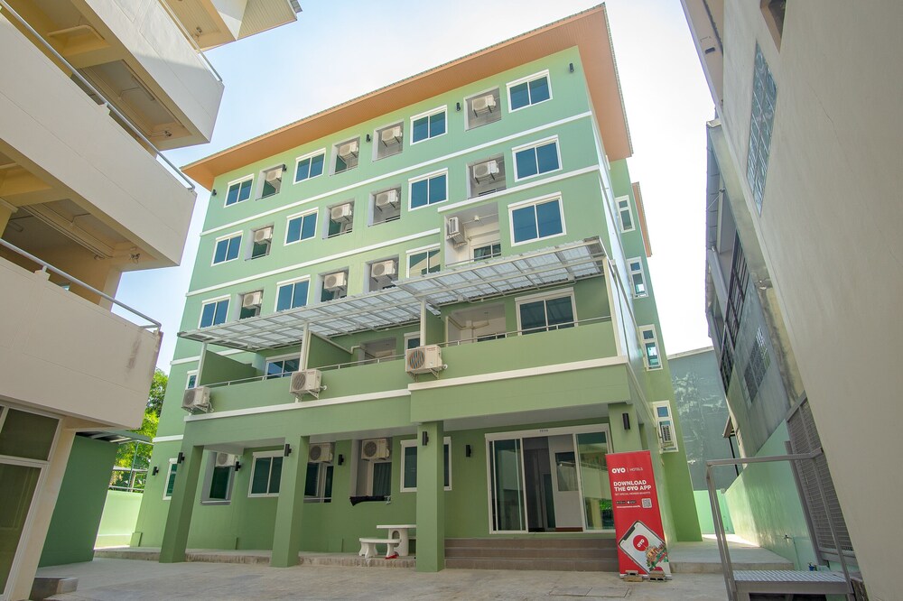 C W Mansion Phuket
