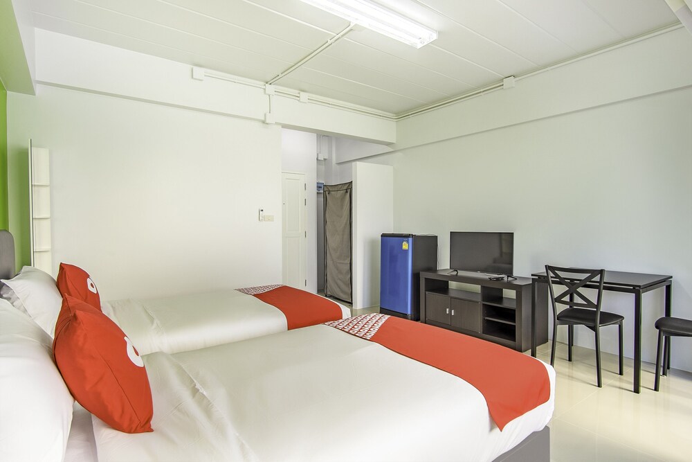 C W Mansion Phuket