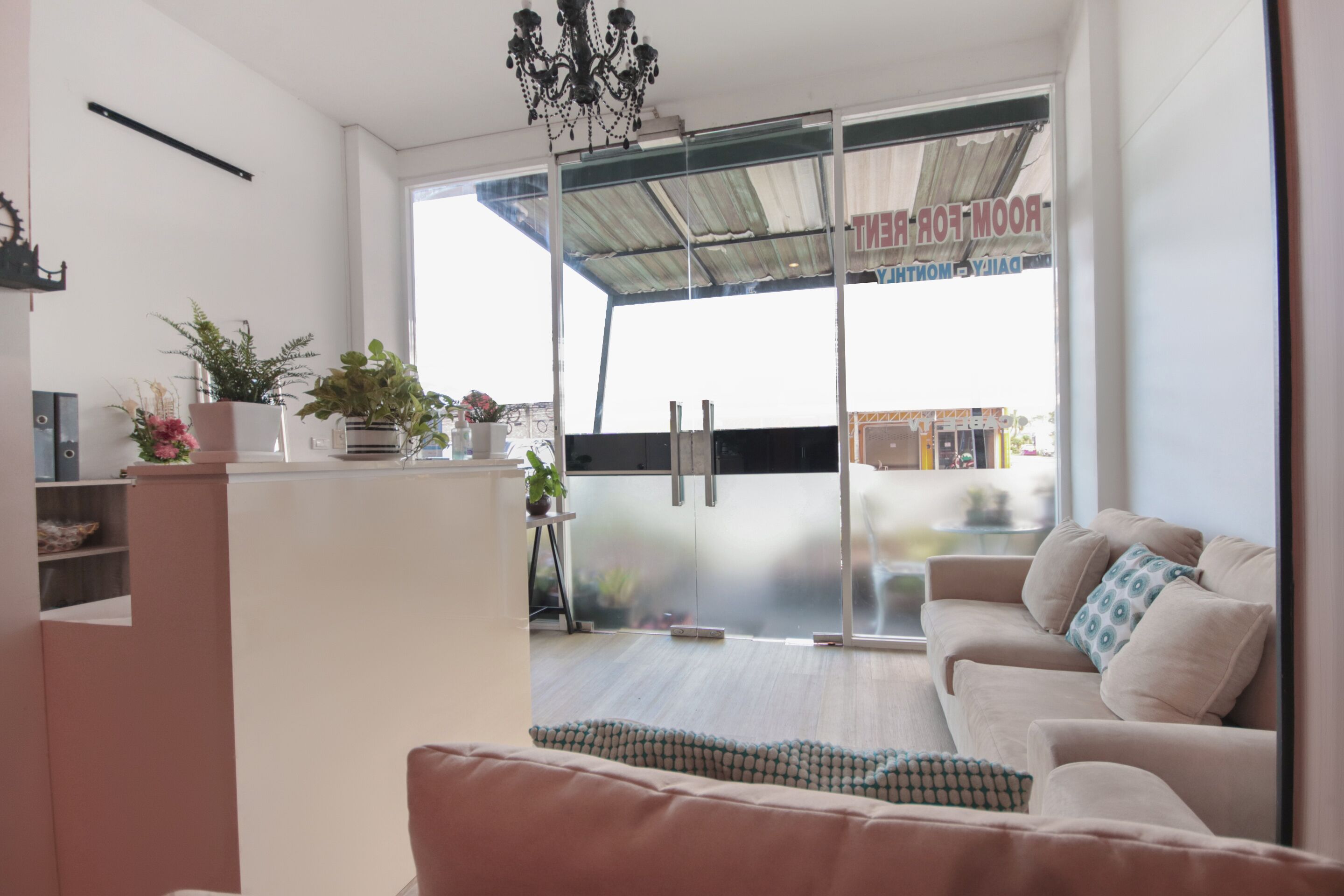 OYO 1162 Chalong Home Place