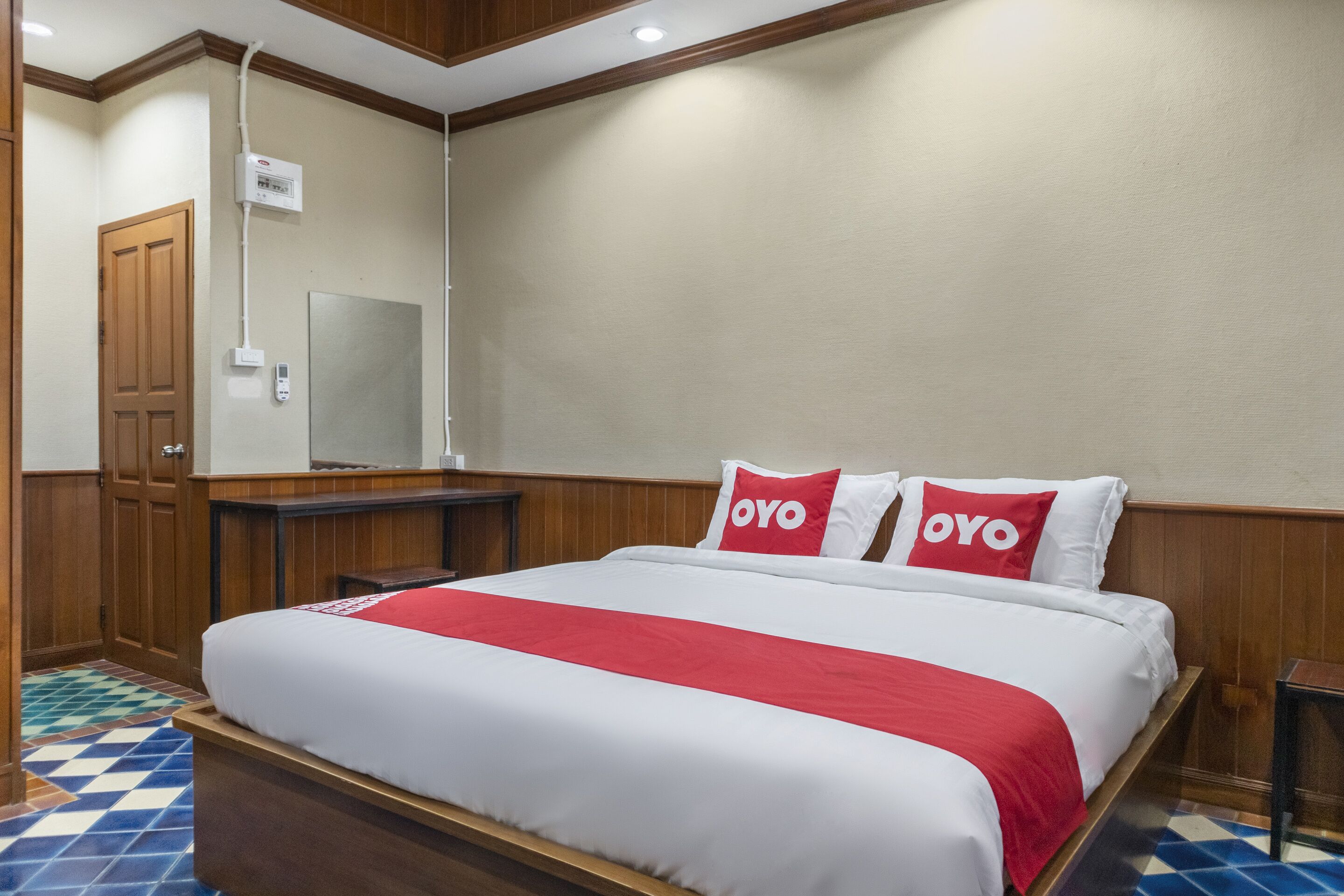 OYO 736 Green Poshtel