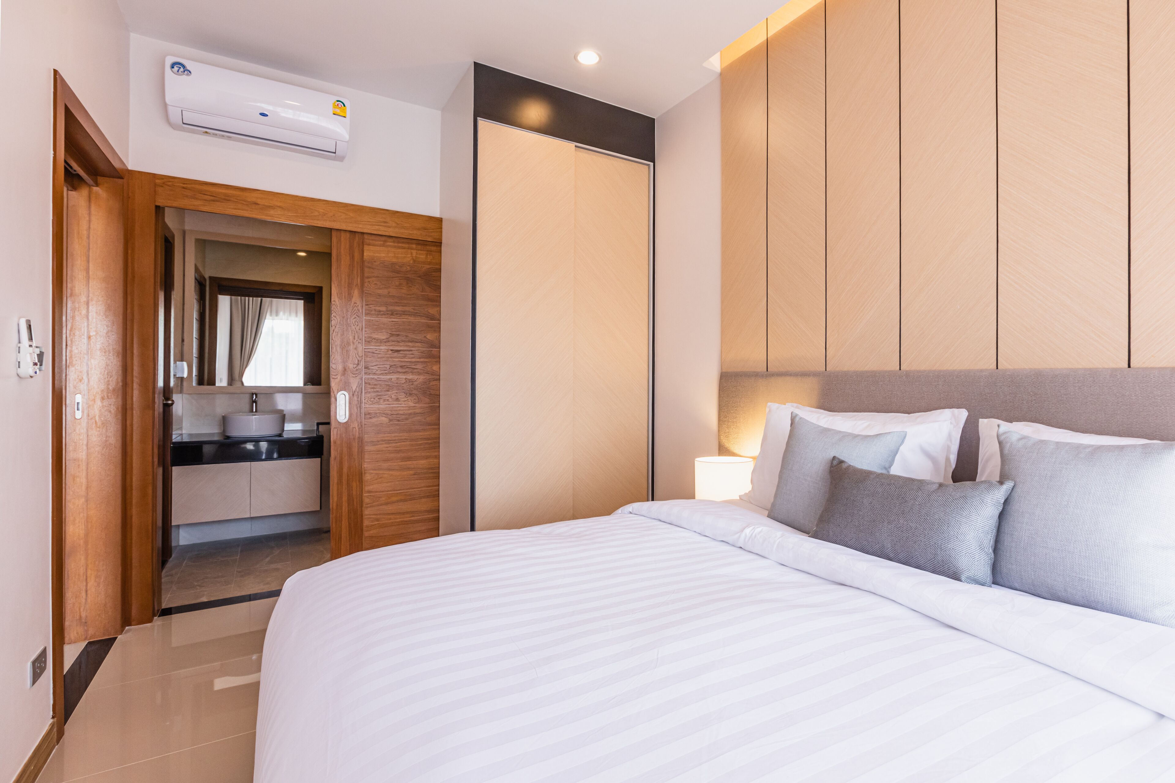 Palmetto Condominium