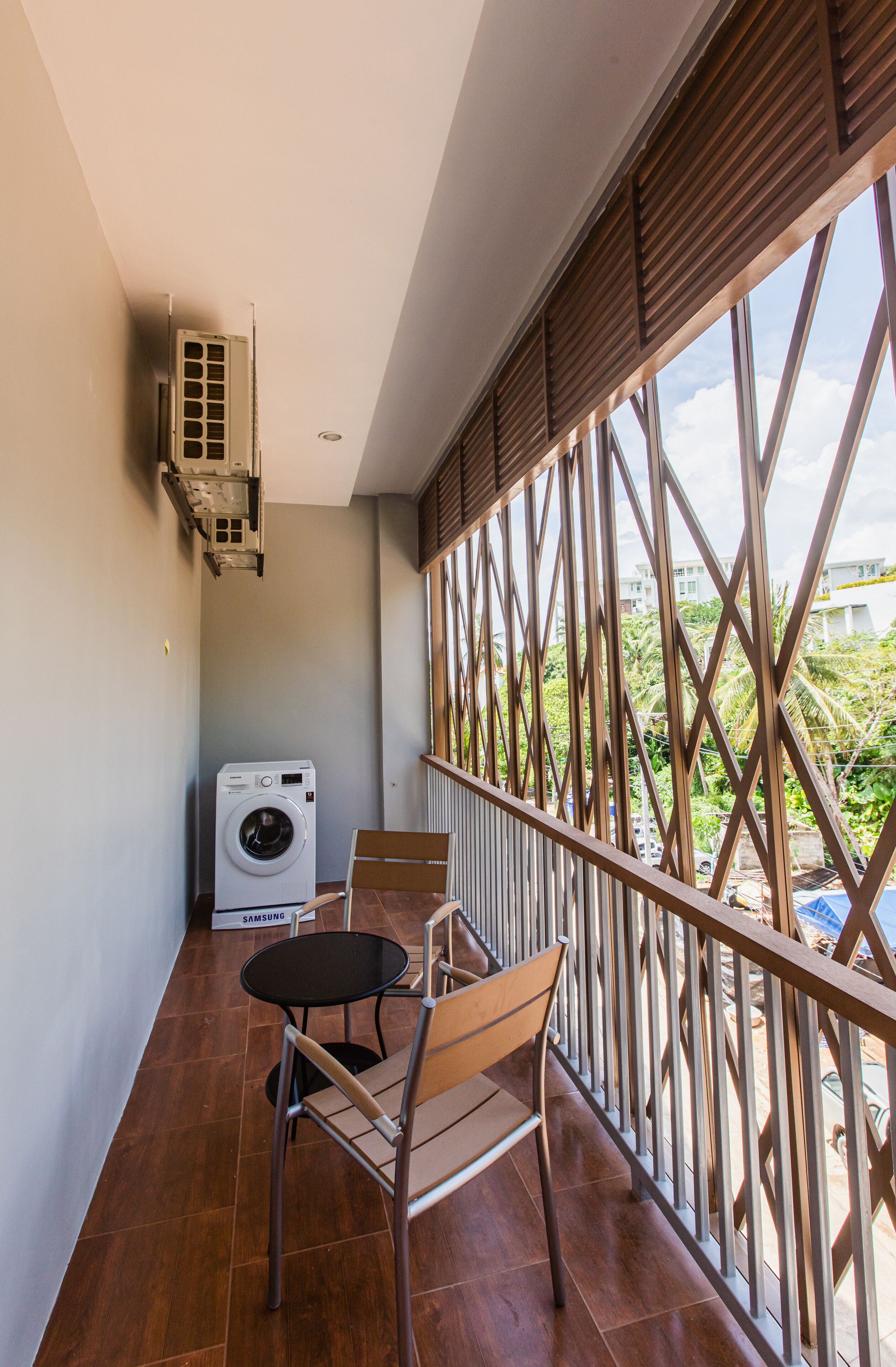 Palmetto Condominium