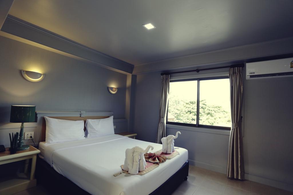 Patong Beachfront Boutique Hotel