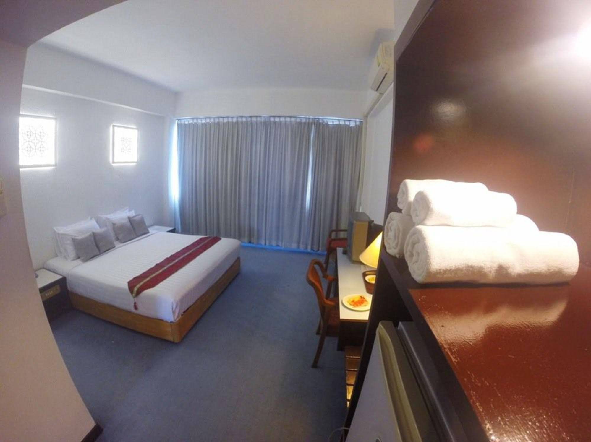 Phuket Town Inn