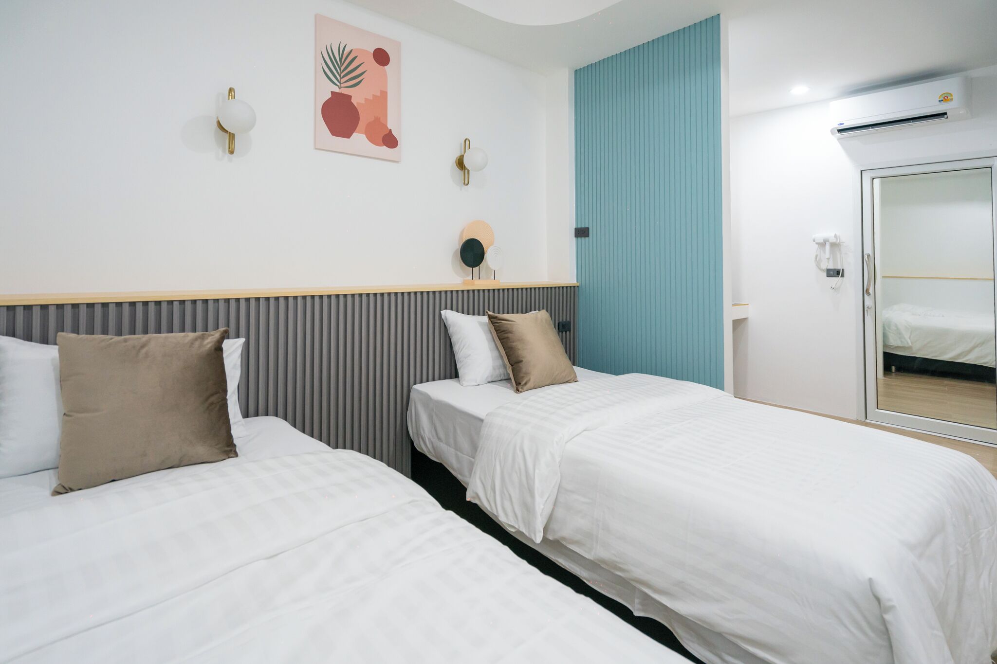 Phunaya Phuket Oldtown Hotel