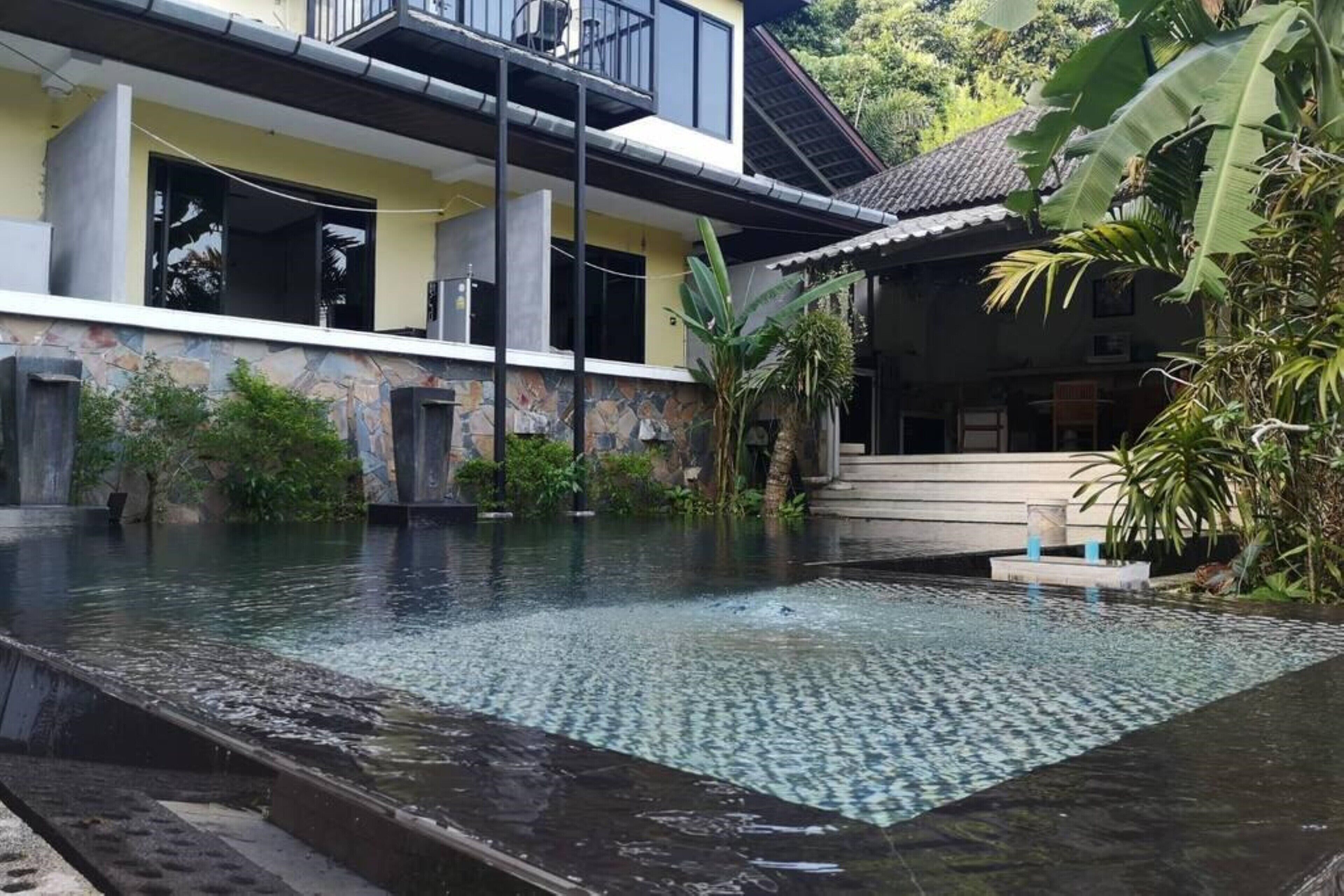 Sunrise Phuket Homestay