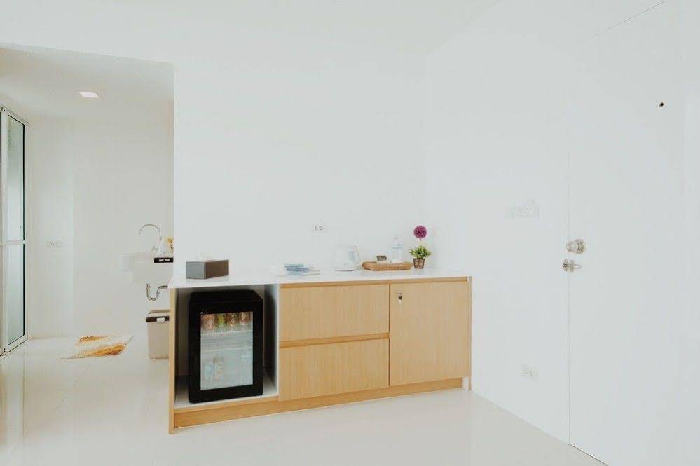 Modern Thai Suites