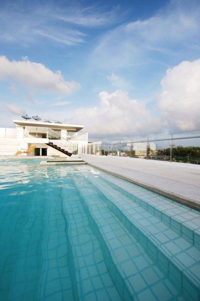 Modern Thai Suites