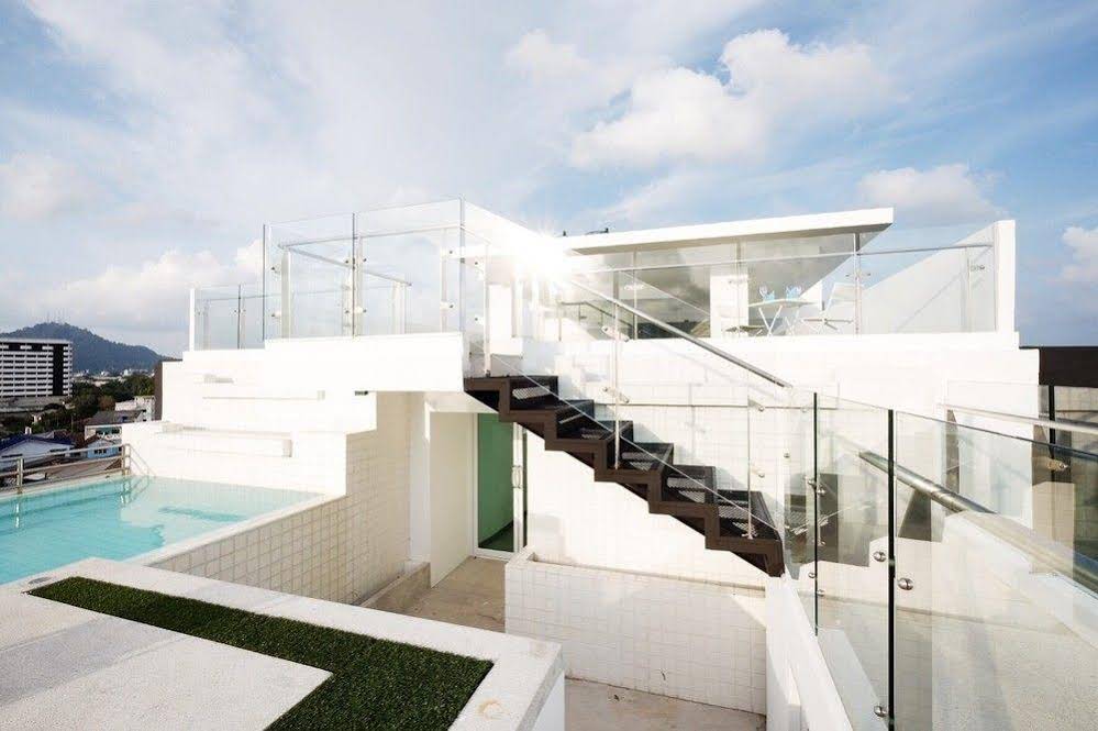 Modern Thai Suites